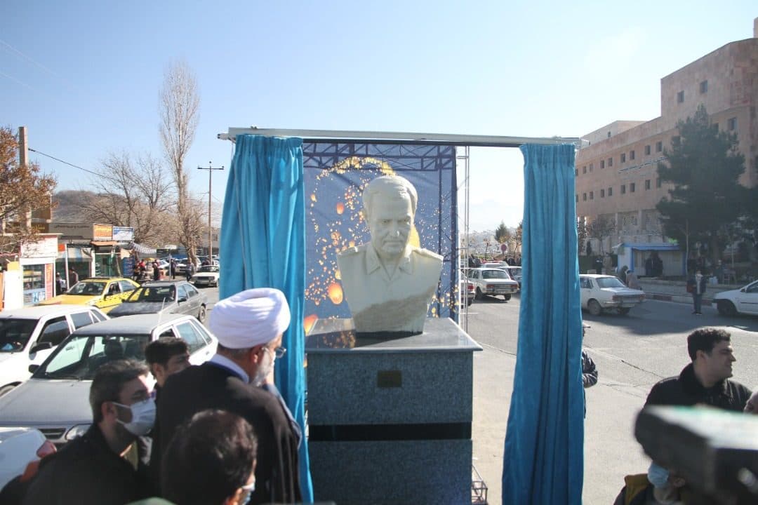 سردیس سردار شهید حاج قاسم سلیمانی در سنندج رونمایی شد