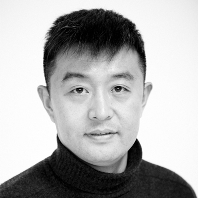 ابتکار نقاش چینی برای محو شدن در محیط