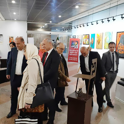 نمایش آثار یکصد هنرمند در نگارخانه برج میلاد