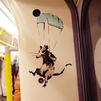 اهمیت استفاده از ماسک در دیوارنگاره جدید بنکسی